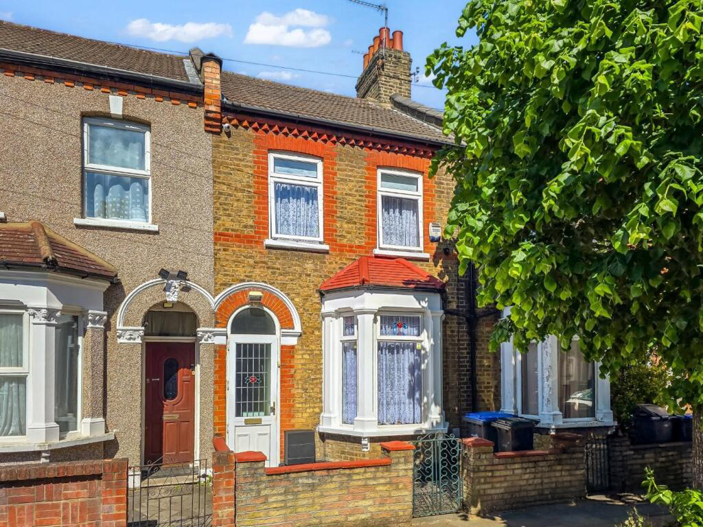 Newly renovated, Modern House Share – 3 spacious Rooms